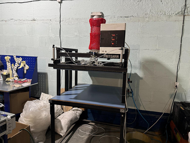 Пресс для упаковки подушек